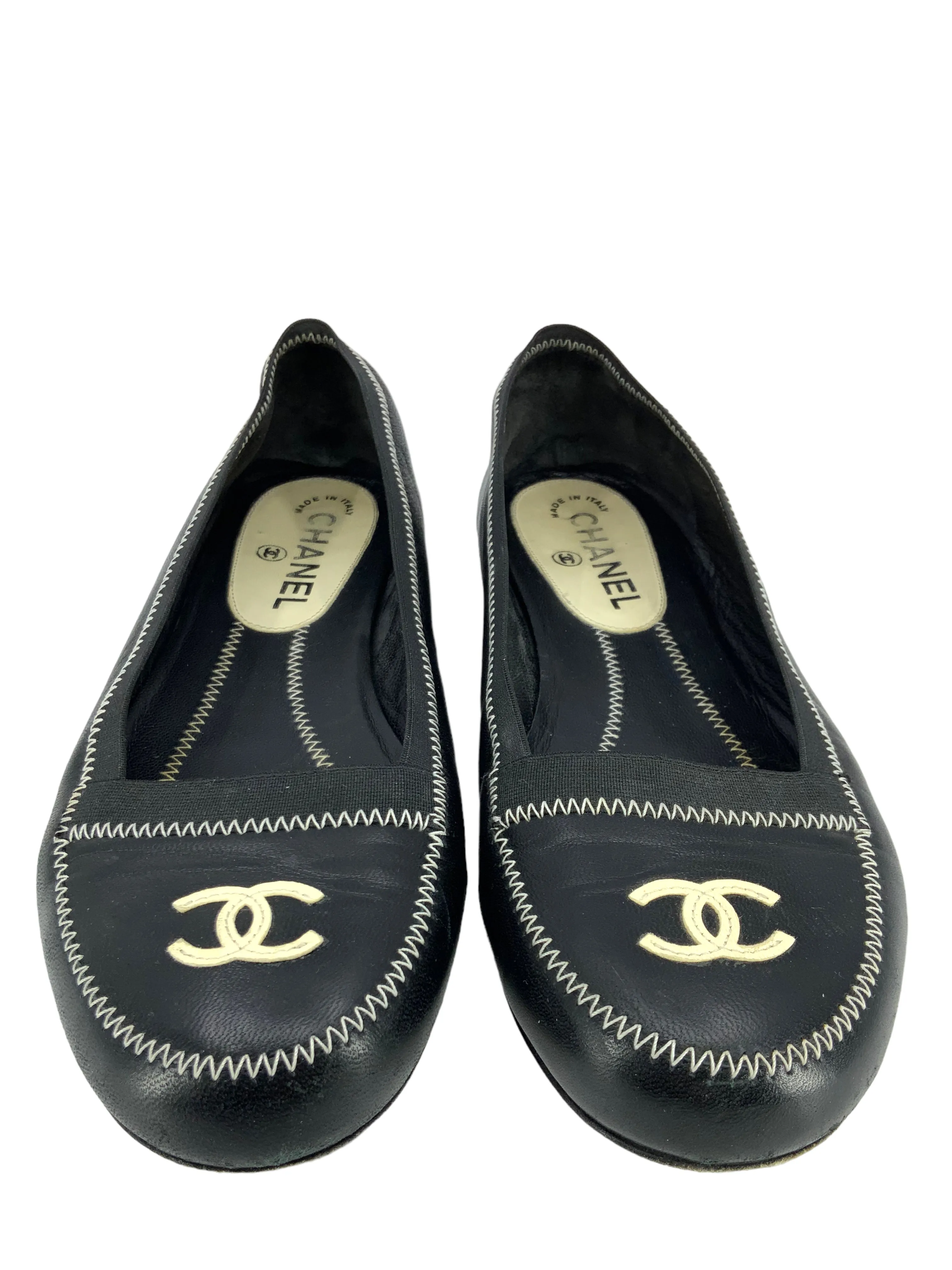 CHANEL Leather CC Logo Ballet Flats Size 9