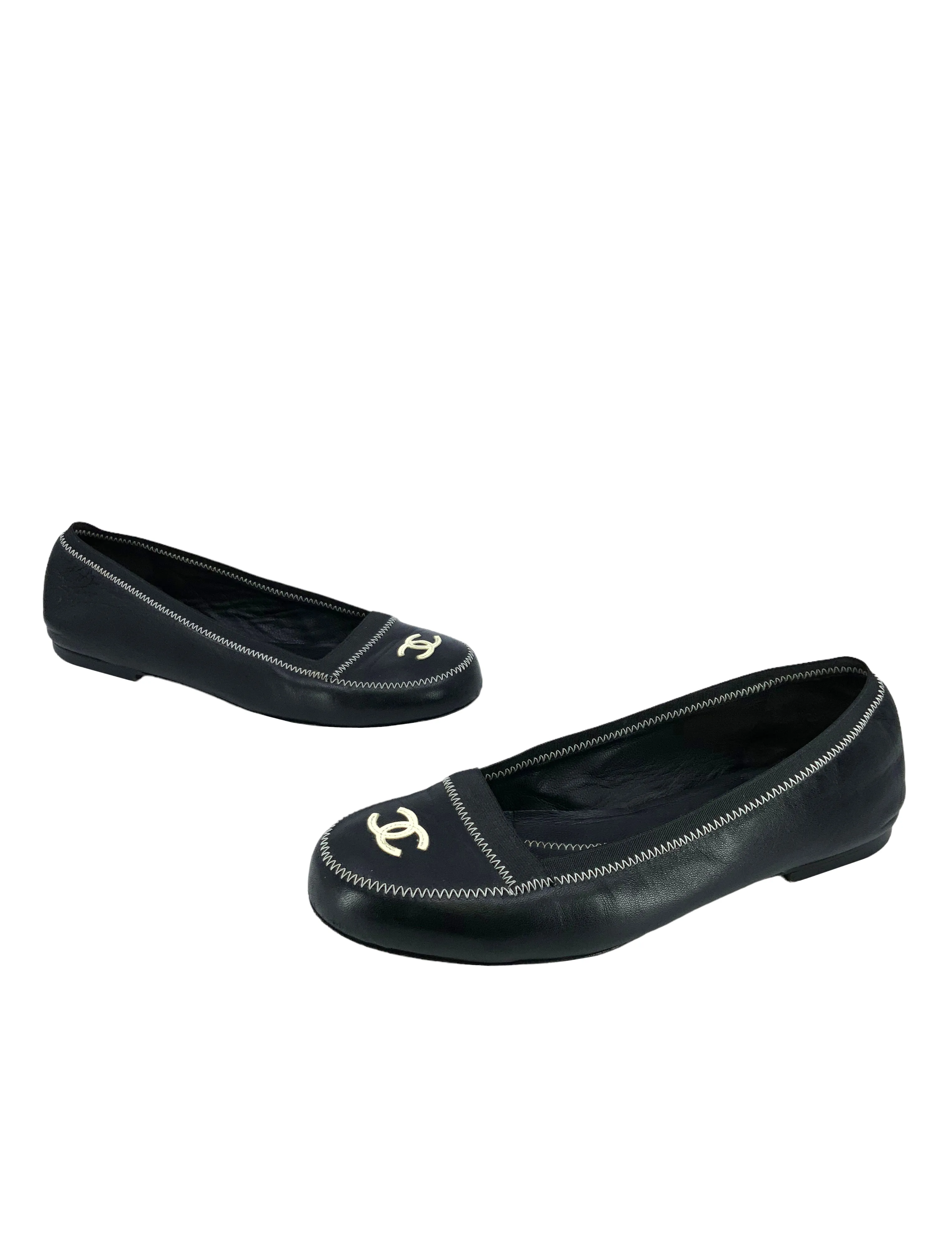 CHANEL Leather CC Logo Ballet Flats Size 9