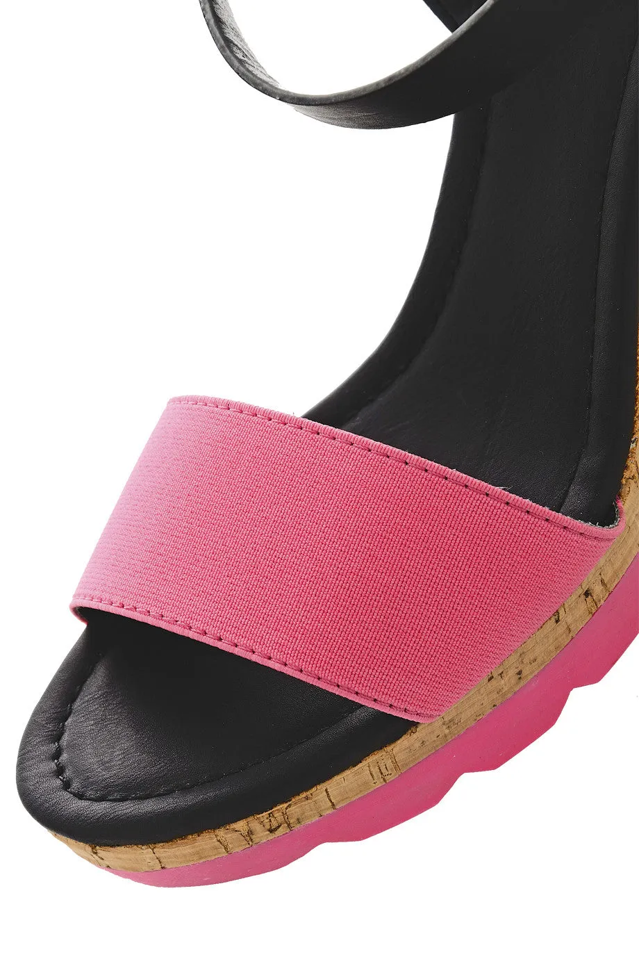 HEDDIE Neon Fuchsia Wedges