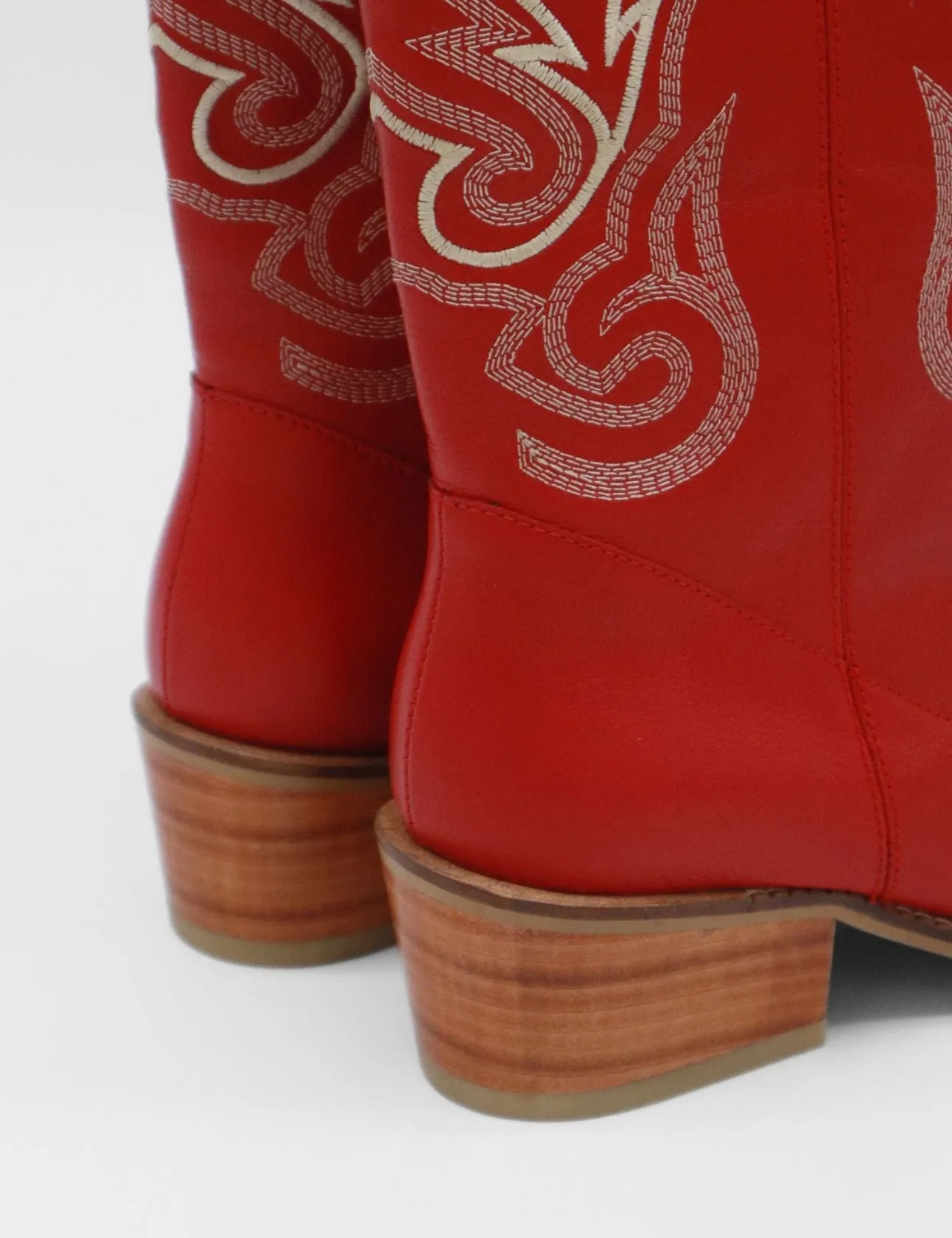 Loyal western cowboy boots in red leather women's shoes