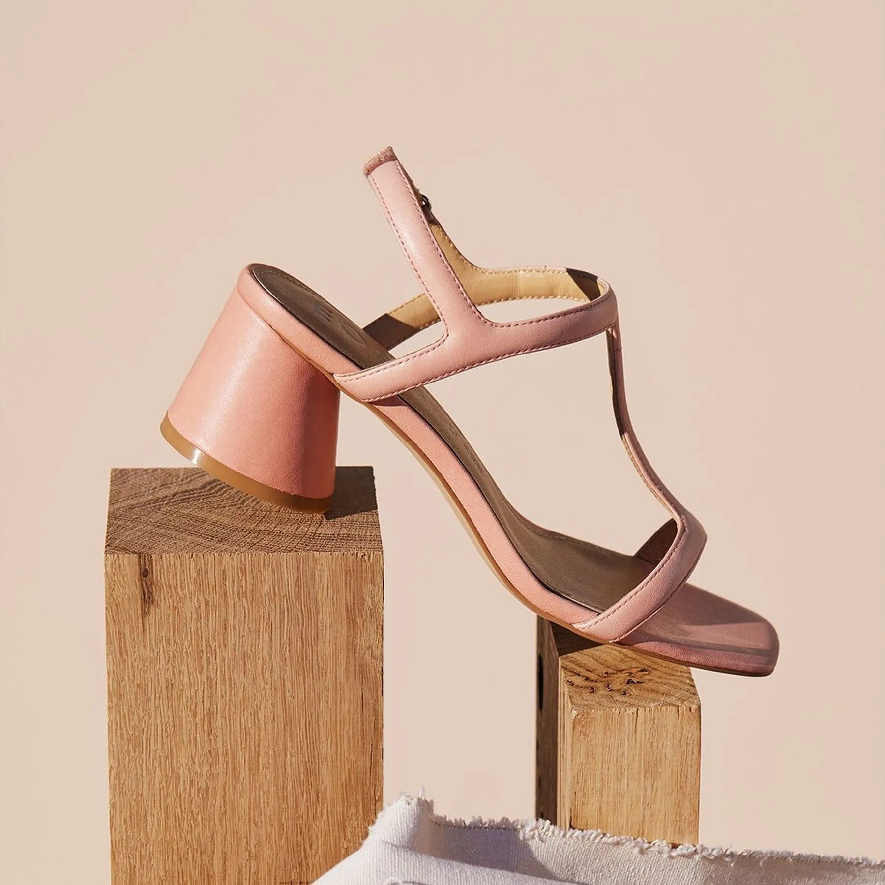 PETRAS LEATHER HEEL ARCHIVE SANDAL