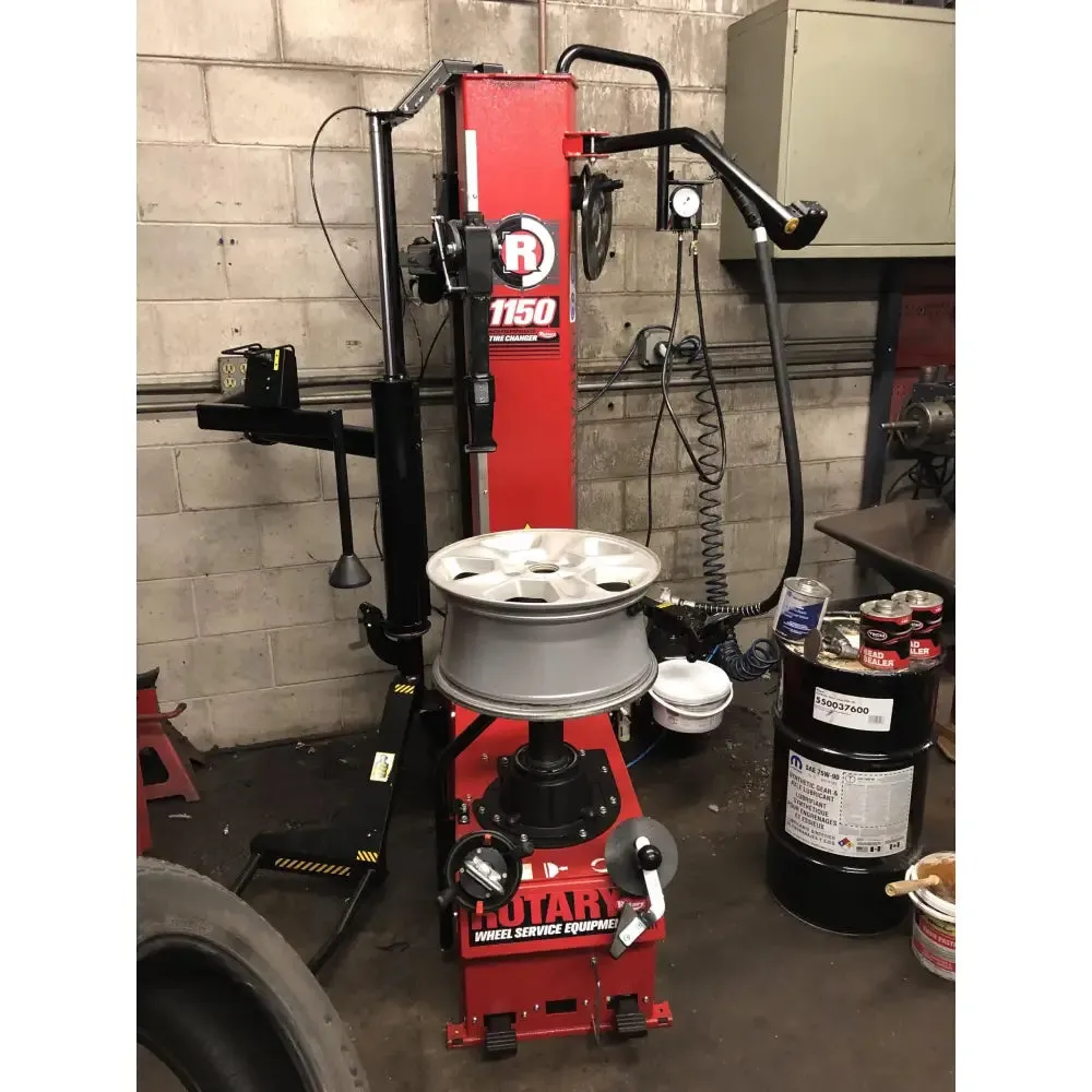 Rotary Center-Post Leverless Tire Changer - R1150