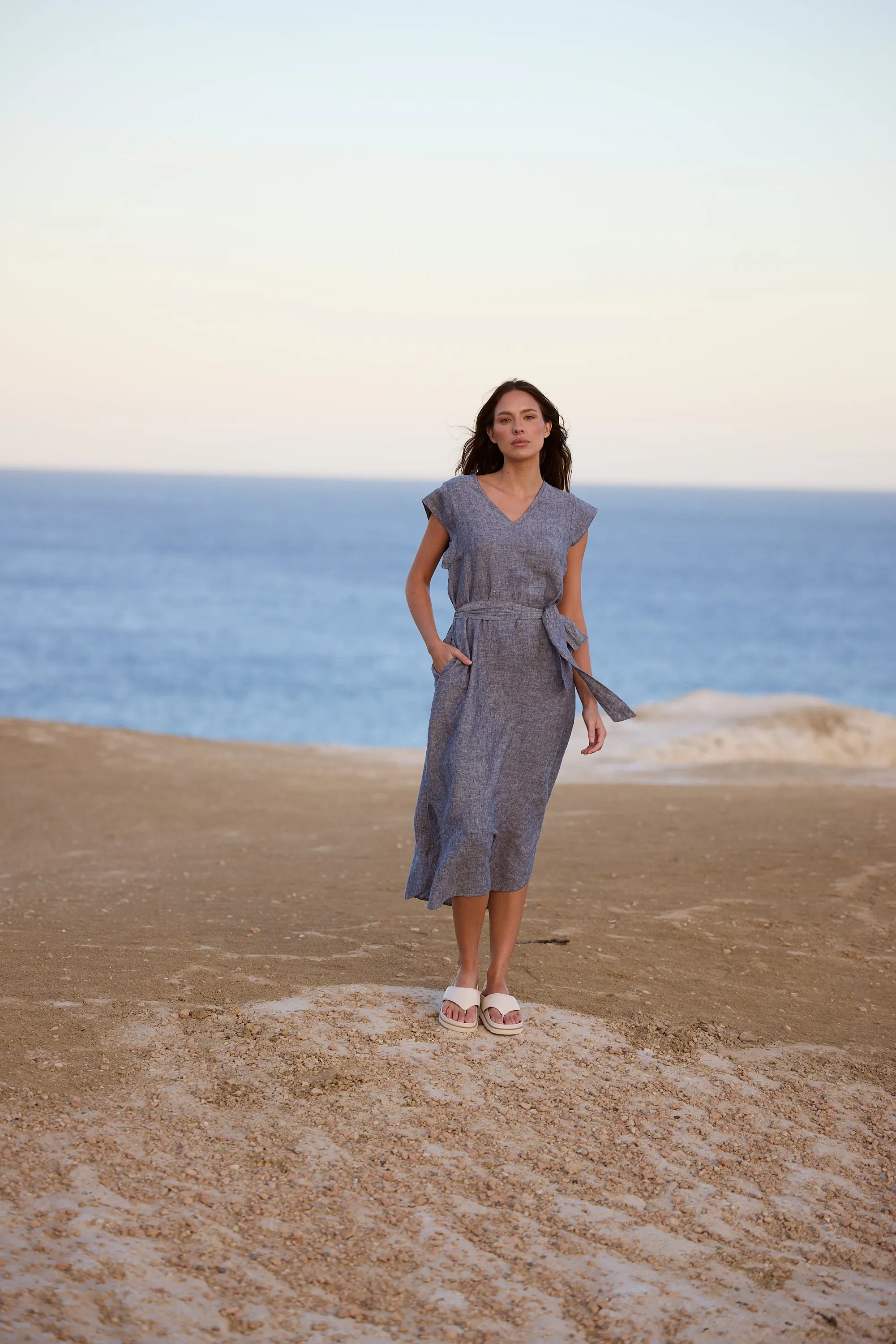 Sebou Linen Dress - Navy Fleck